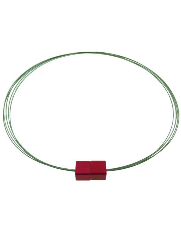 edelstalen spang met grijze blokjes