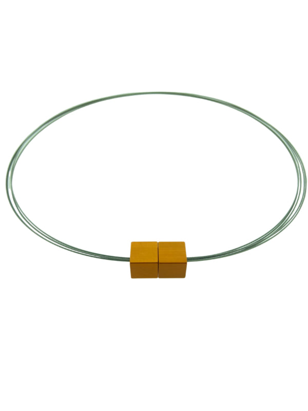 edelstalen spang met grijze blokjes