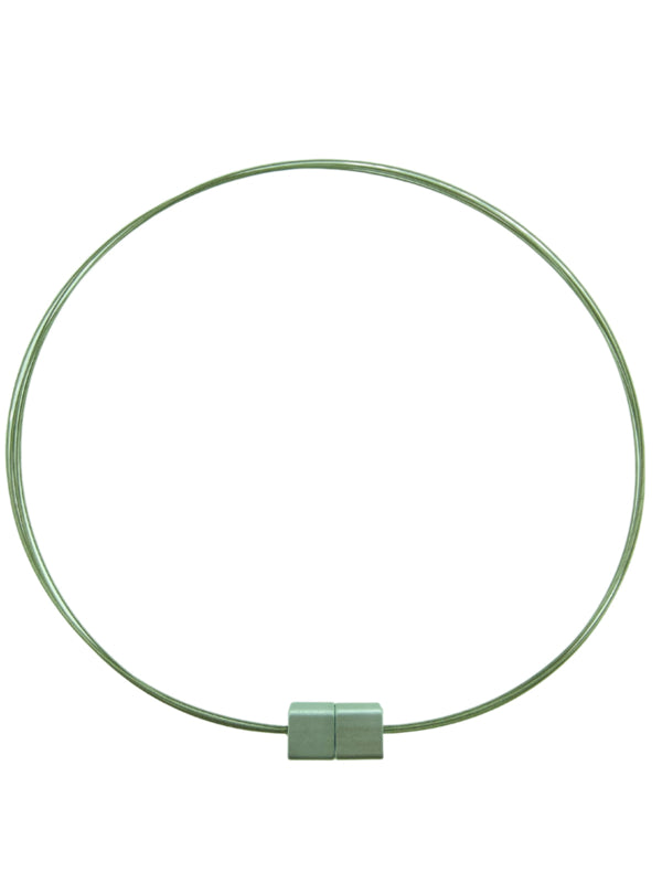 edelstalen spang met grijze blokjes