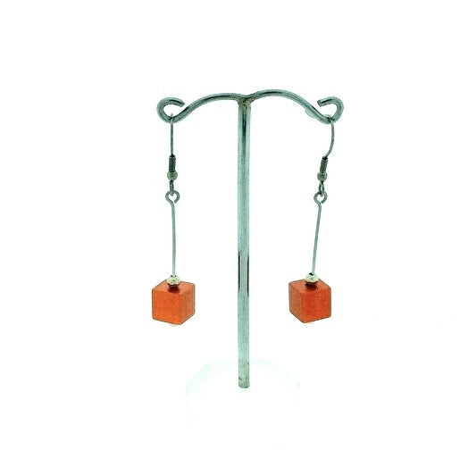 Hangoorbellen met een vierkant blokje