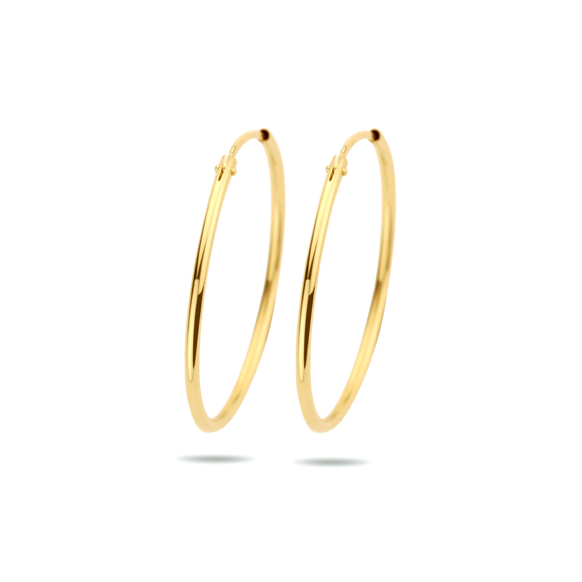 9k oorringen ronde buis 1,5 mm 9k geelgoud kleurig