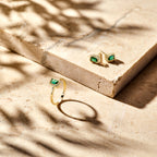 oorknoppen groen en wit zirkonia halo 14K geelgoud