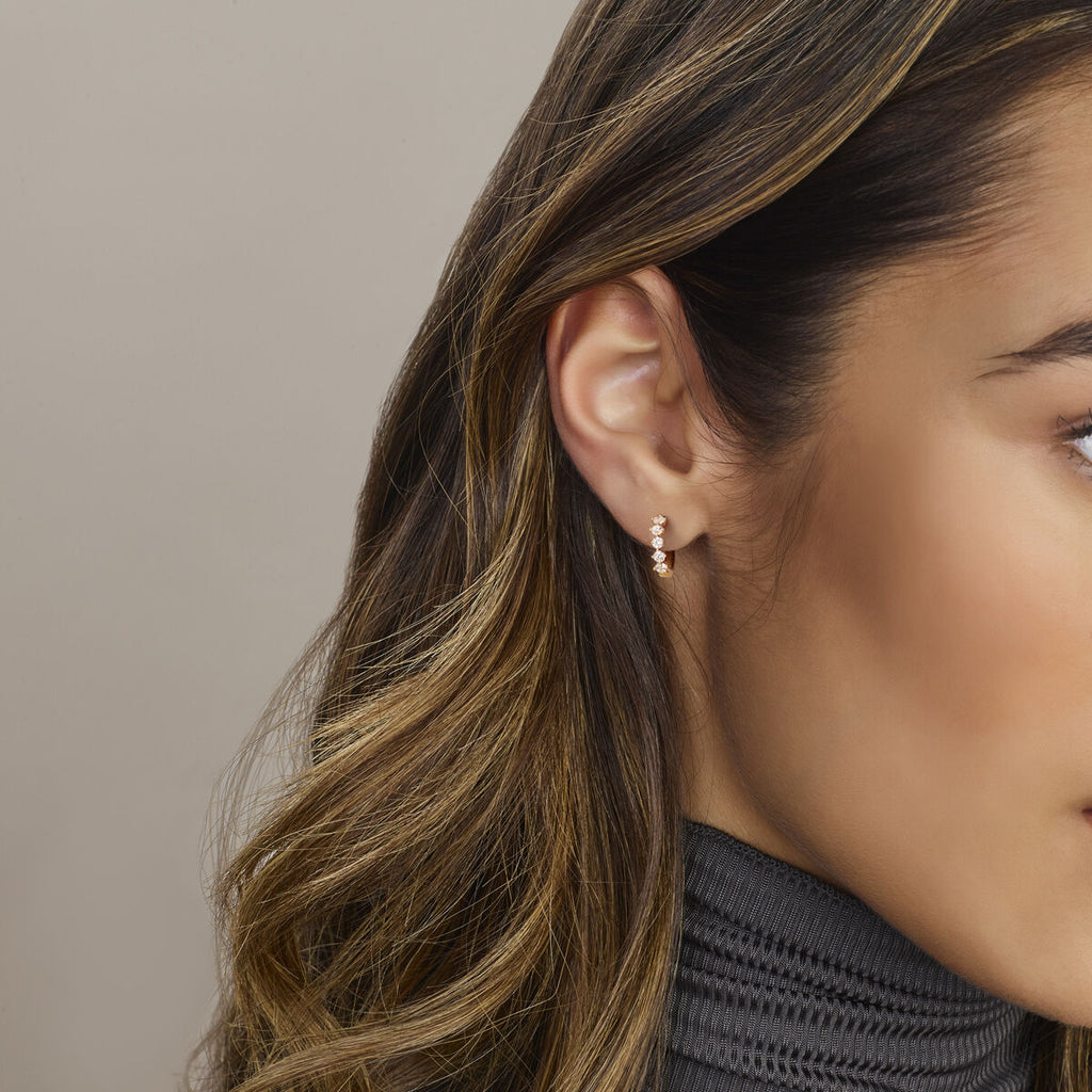 Klapoorringen zirkonia 14k geelgoud