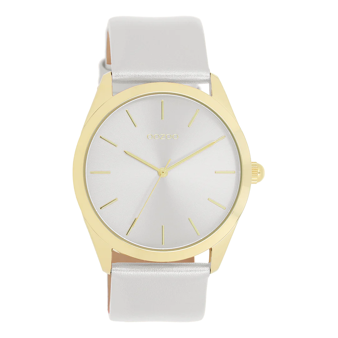 Horloge met zilverkleurige leren band