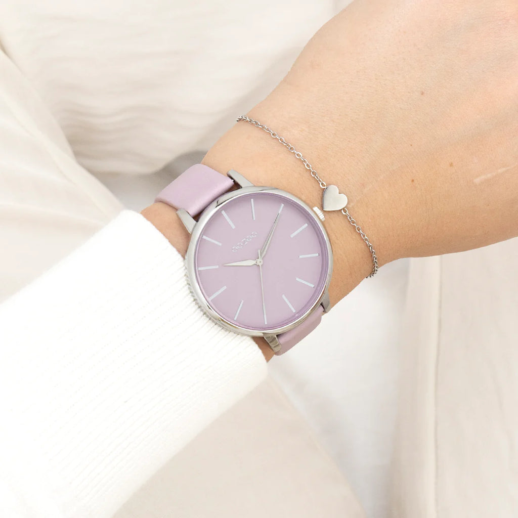 Zilverkleurige horloge met lila leren band