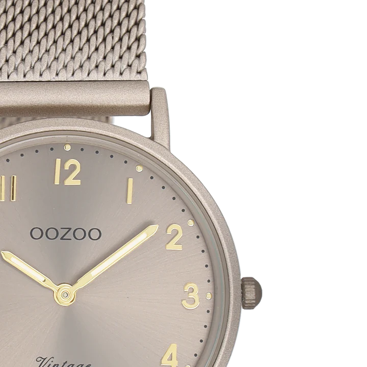 Taupe horloge met taupe metalen mesh band C20382