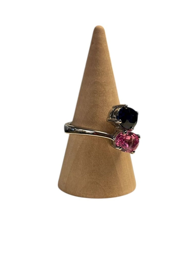 Handgemaakte zilveren saphire ring