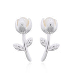 zilveren oorknopjes: bloem met parel