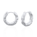 zilveren klapcreolen met een bobbelig design