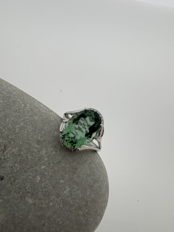 Handgemaakte zilveren tourmaline ring