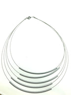 Handgemaakt collier 5 strengen zwart