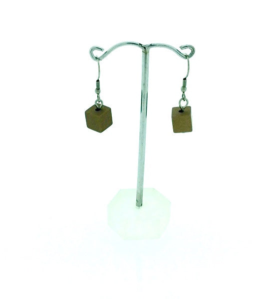 hangoorbellen met een vierkant blokje