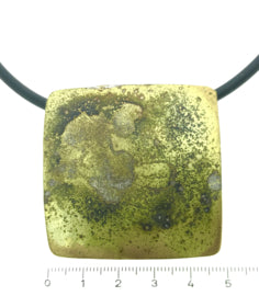 Handgemaakt gepatineerd collier vierkant