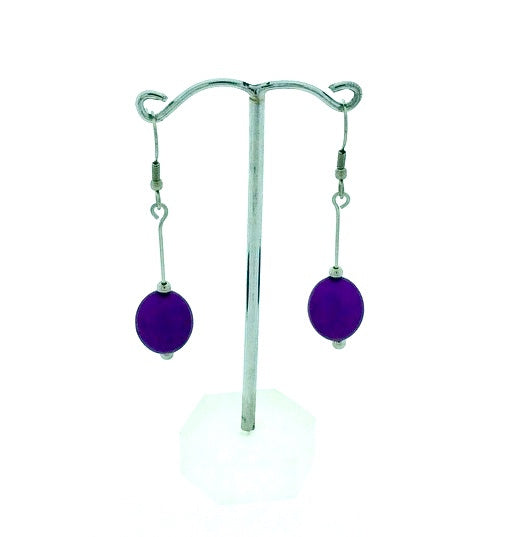 Hangoorbellen met een ovale kraal