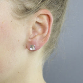 Zilveren vierkante oorstekers