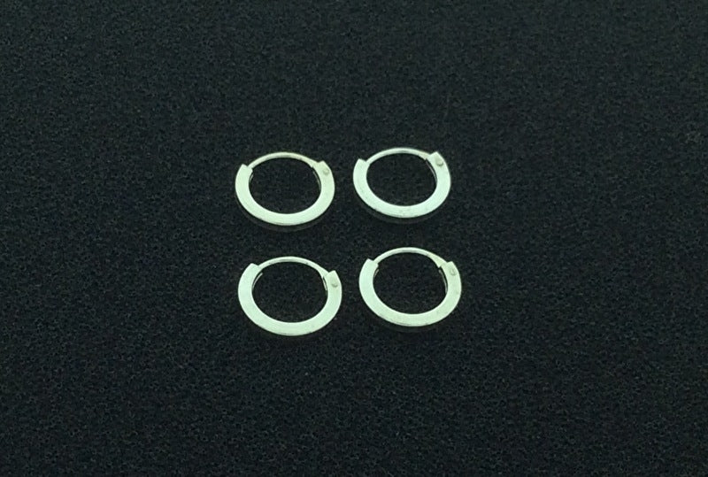 Zilveren oorringetjes 'vierkant' 10 mm