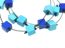 armband met vierkante blokjes op nylon