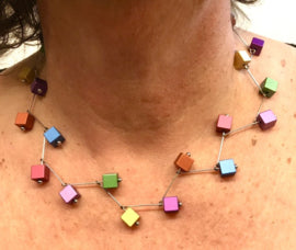 Handgemaakte Multi color collier vierkant